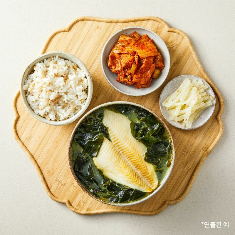 [당뇨식단] 제육 김치볶음 & 가자미살 미역국 세트