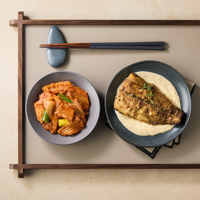 삼치 스테이크 & 돈육 김치볶음 세트 205g